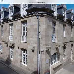 Bel Dans Petite Citee De Caractere , Tréguier France