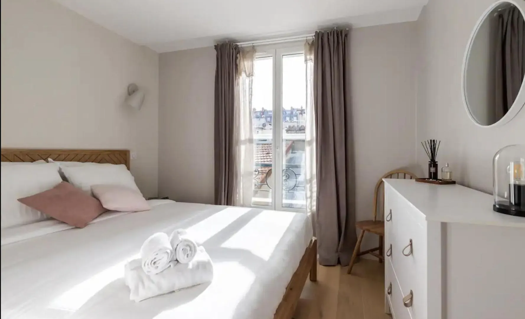 Enchanting Parisian Residence