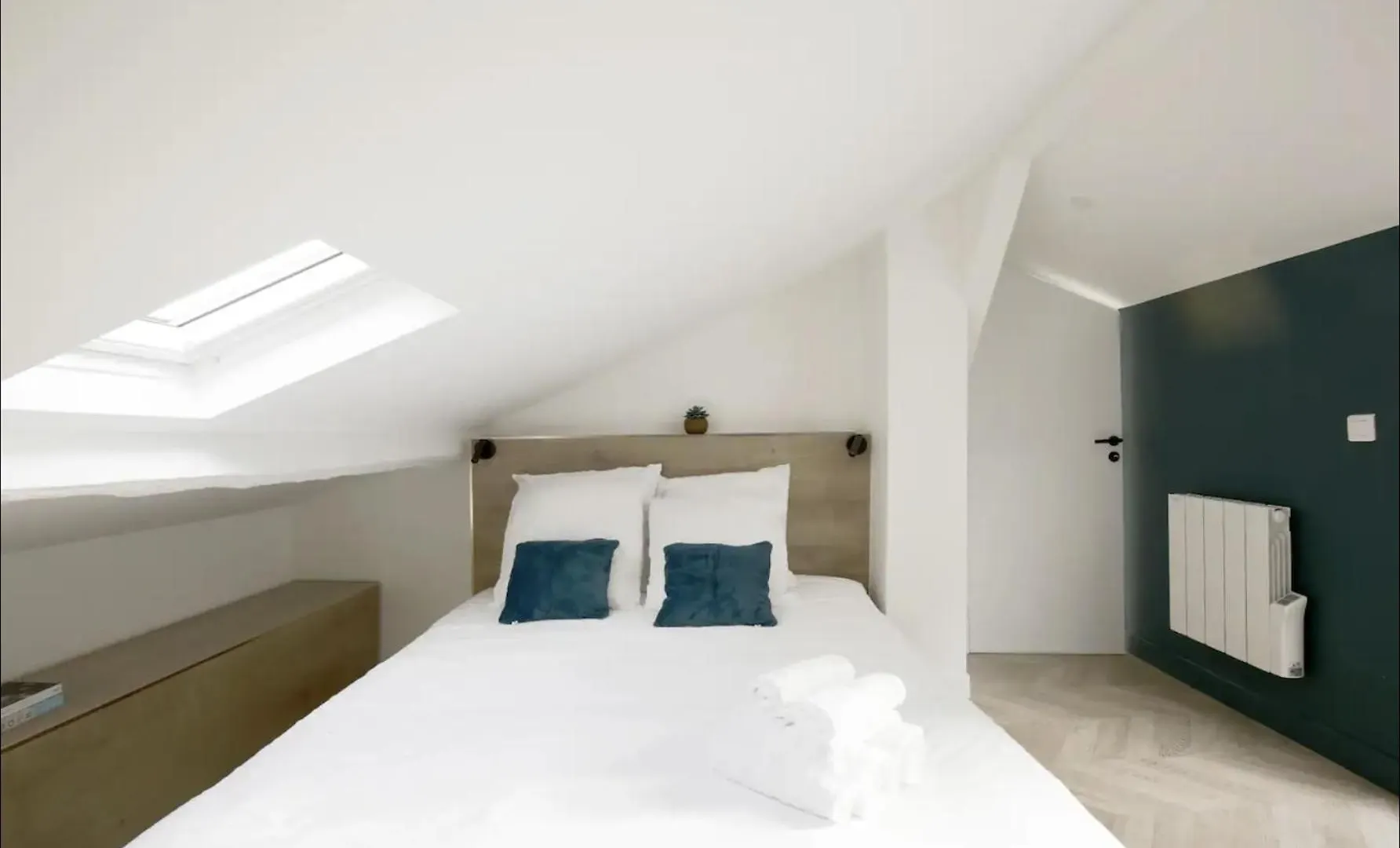 Apartment Enchanting Parisian Residence France