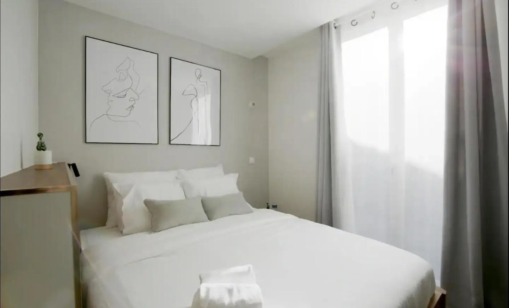Enchanting Parisian Residence 0*, Paris